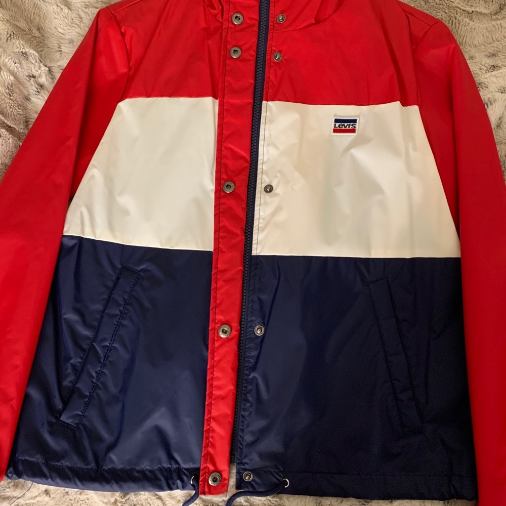 Levis windbreaker